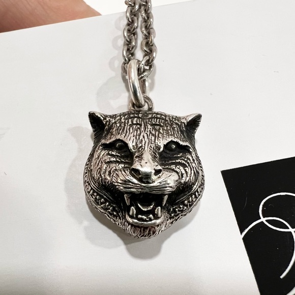 GUCCI Sterling Silver Tiger Pendant Necklace - Picture 4 of 12